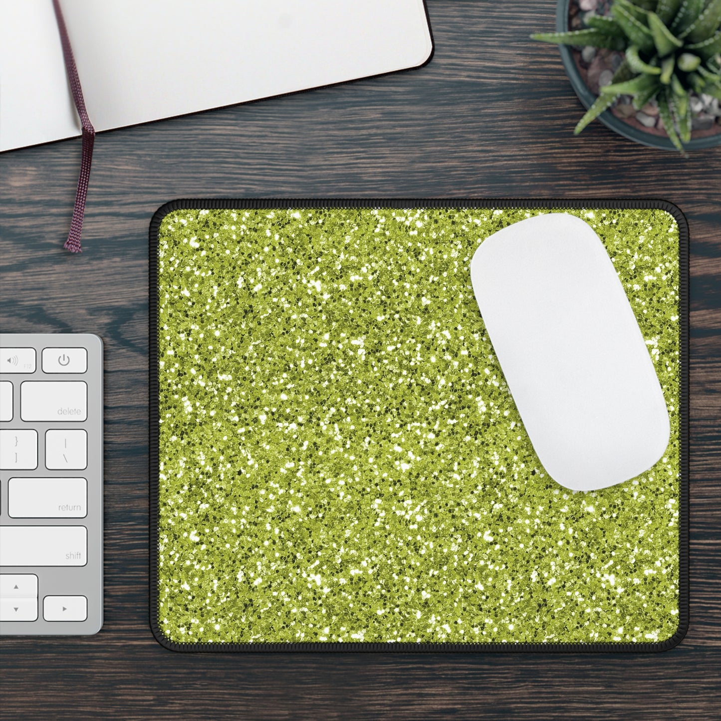 Chunky Glitter Mouse Pad – Sparkle While You Scroll