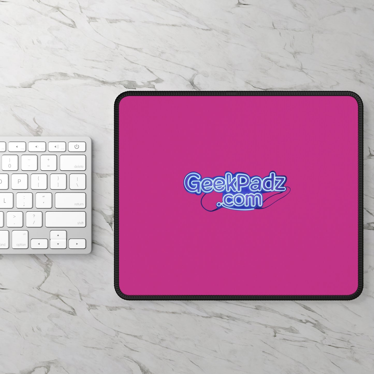 GeekPadz.com Mouse Pad – Where Every Click Begins Your Next Adventure!