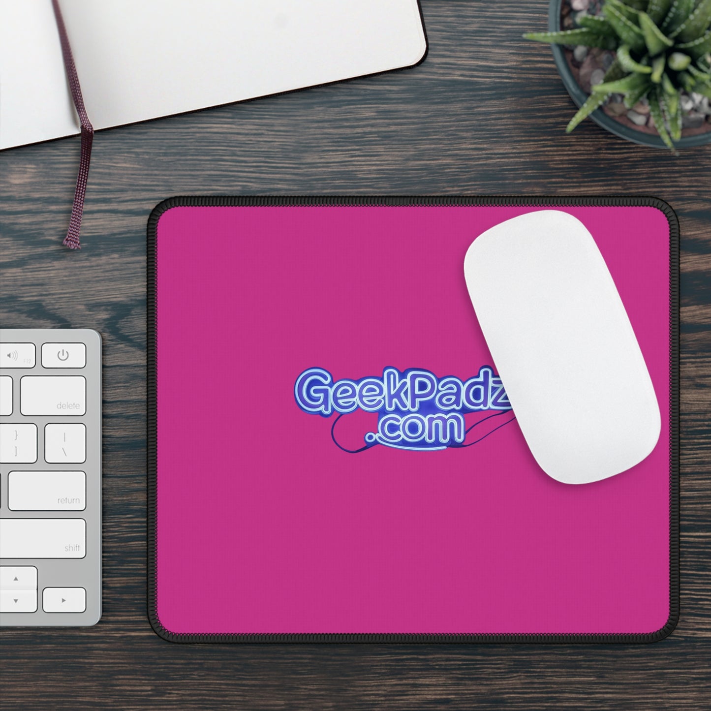 GeekPadz.com Mouse Pad – Where Every Click Begins Your Next Adventure!