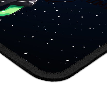 "Human Costume" Alien Mouse Pad – Incognito Mode Activated!