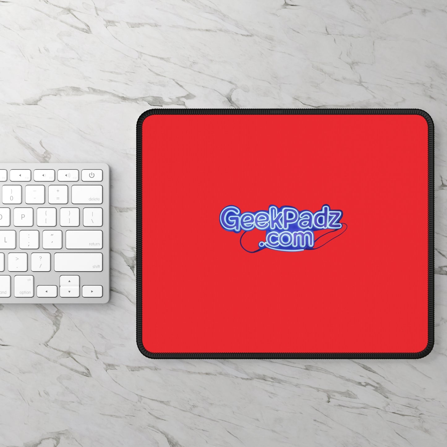 GeekPadz.com Mouse Pad – Where Every Click Begins Your Next Adventure!