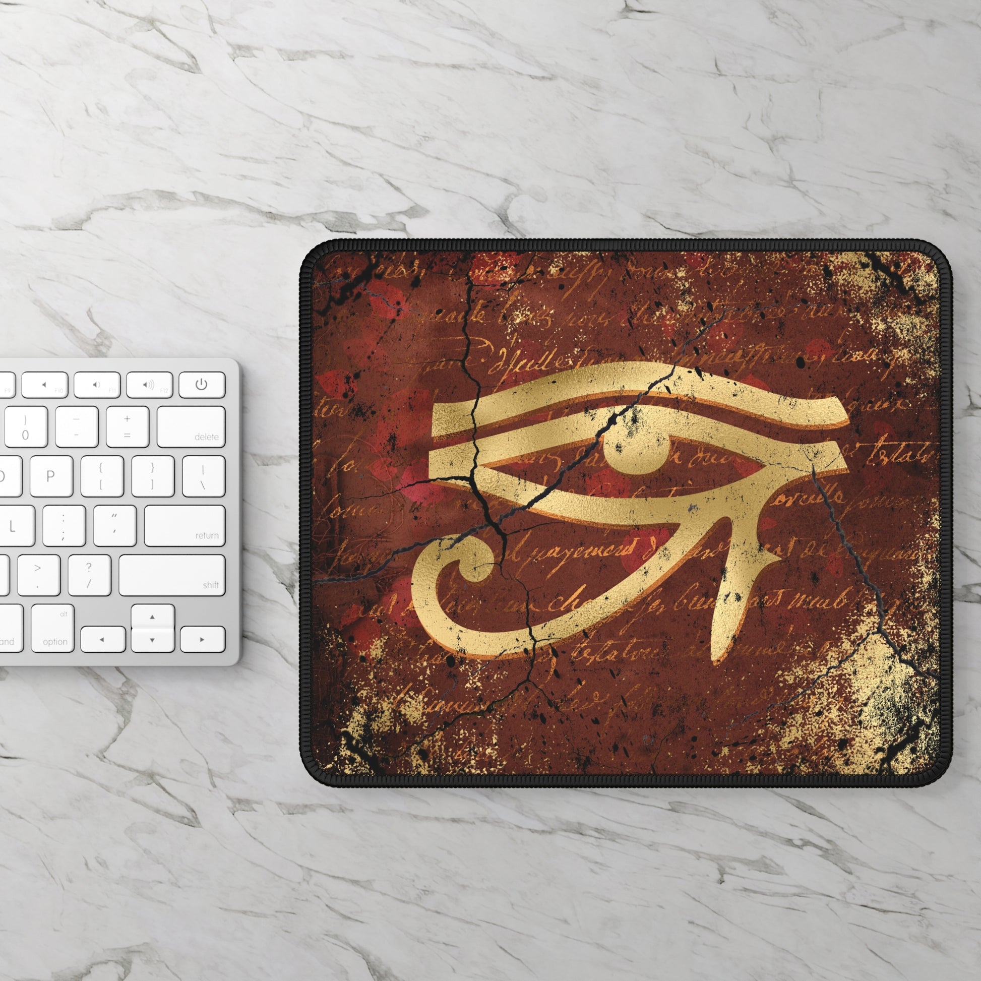 Oracle's Eye Mouse Pad – Gaze into Ancient Wisdom.