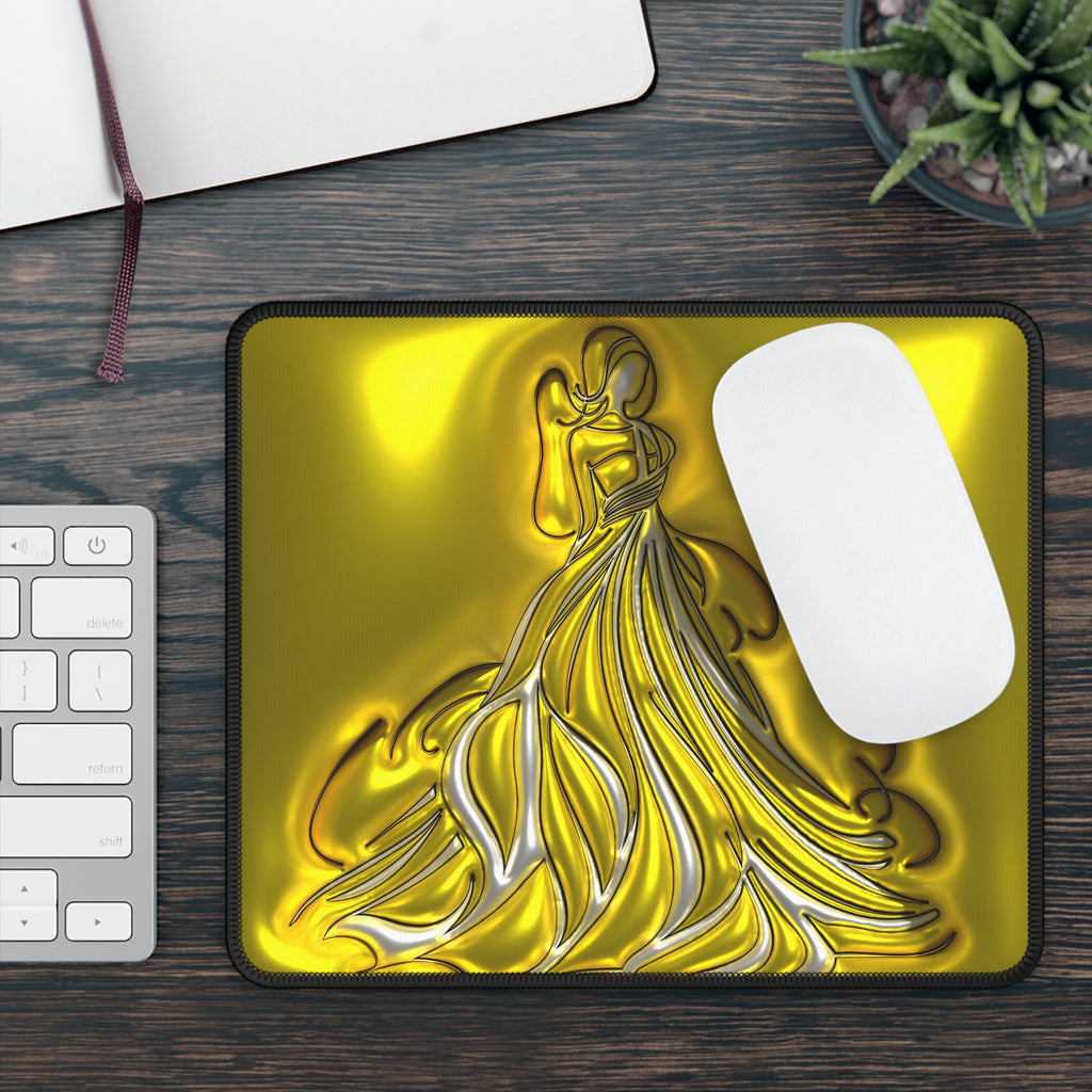 Gilded Muse Artistic Mouse Pad – Where Elegance Meets Execution!